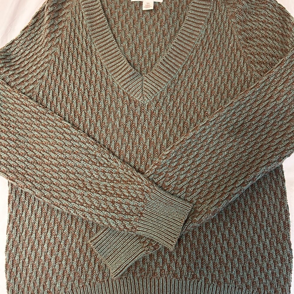 V-Neck Sweater - Green